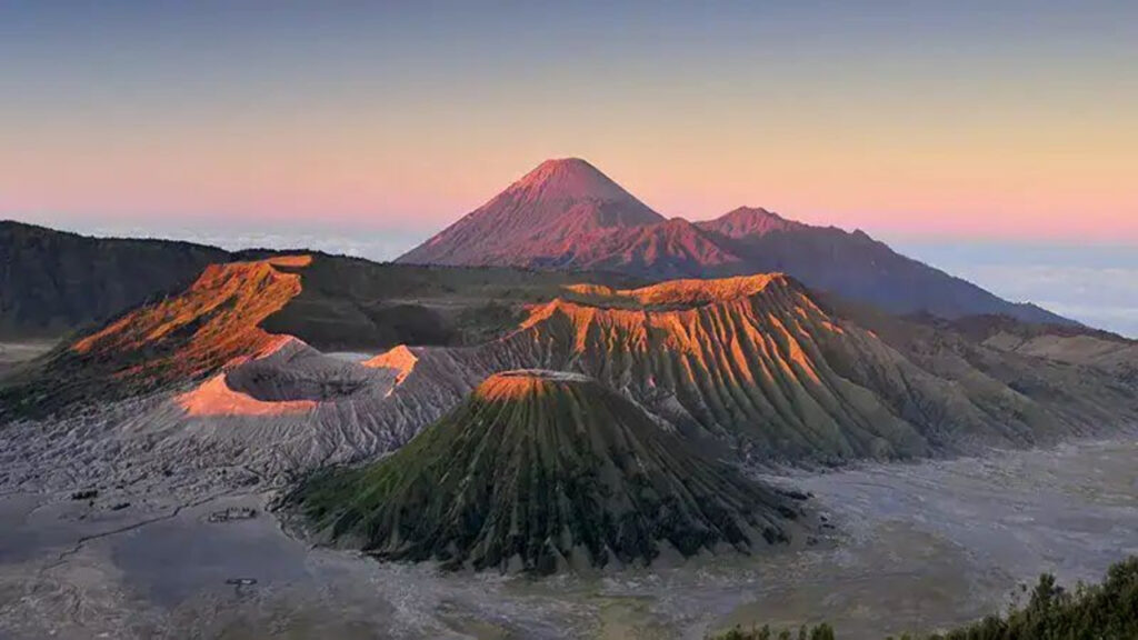 30 Best Hikes In Indonesia