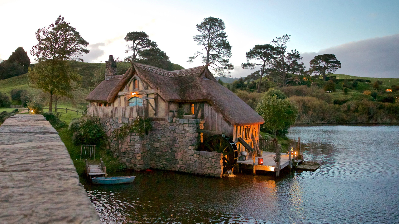A Day at Hobbiton Movie Set, New Zealand